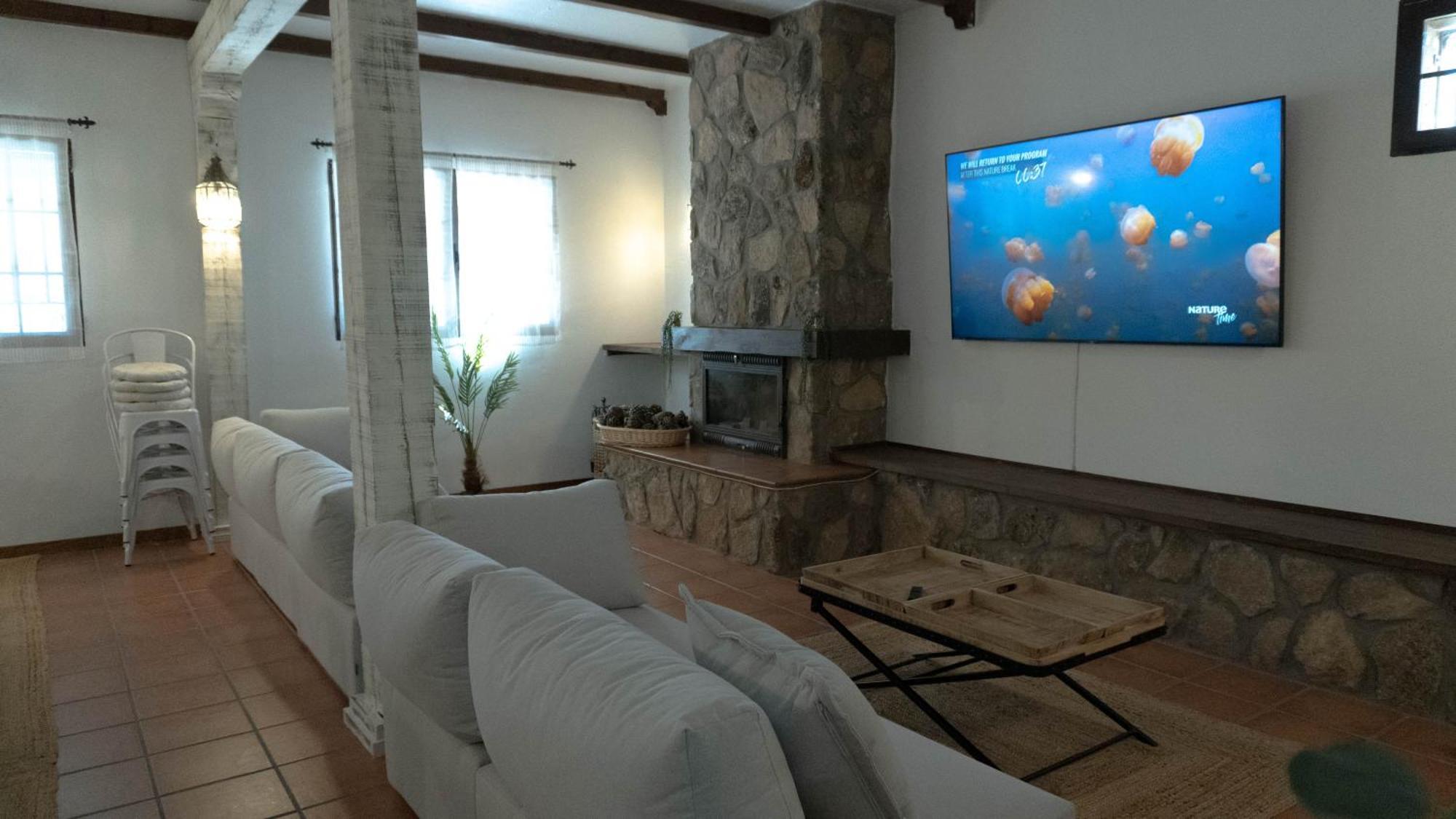 Casa Valdesanmartin - Country House, 10500Sqm, Pool, Paddel & Bbq El Tiemblo Kültér fotó