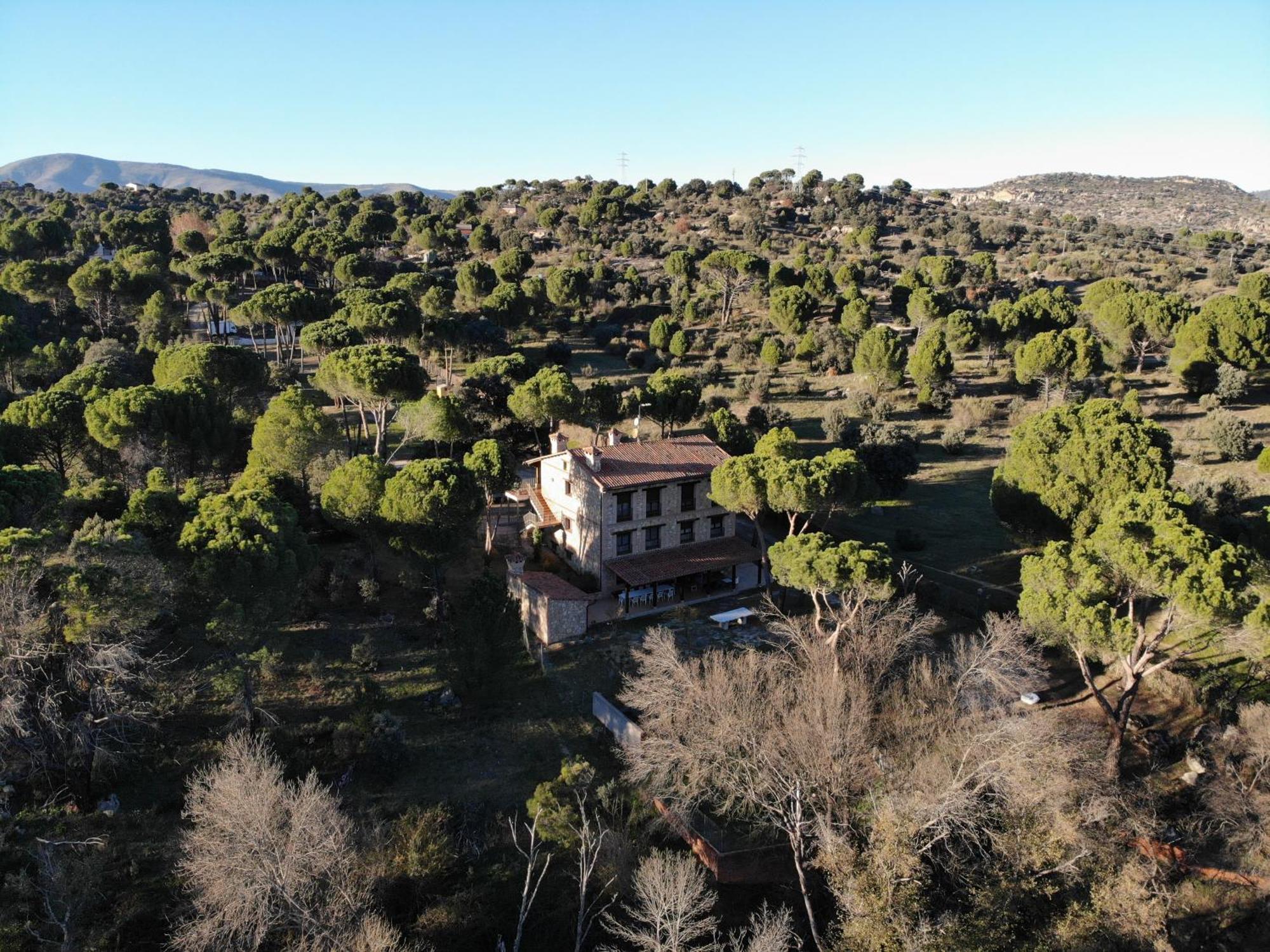 Casa Valdesanmartin - Country House, 10500Sqm, Pool, Paddel & Bbq El Tiemblo Kültér fotó
